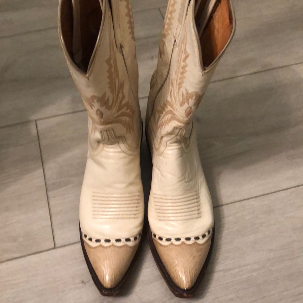 Lucchese Boots 250